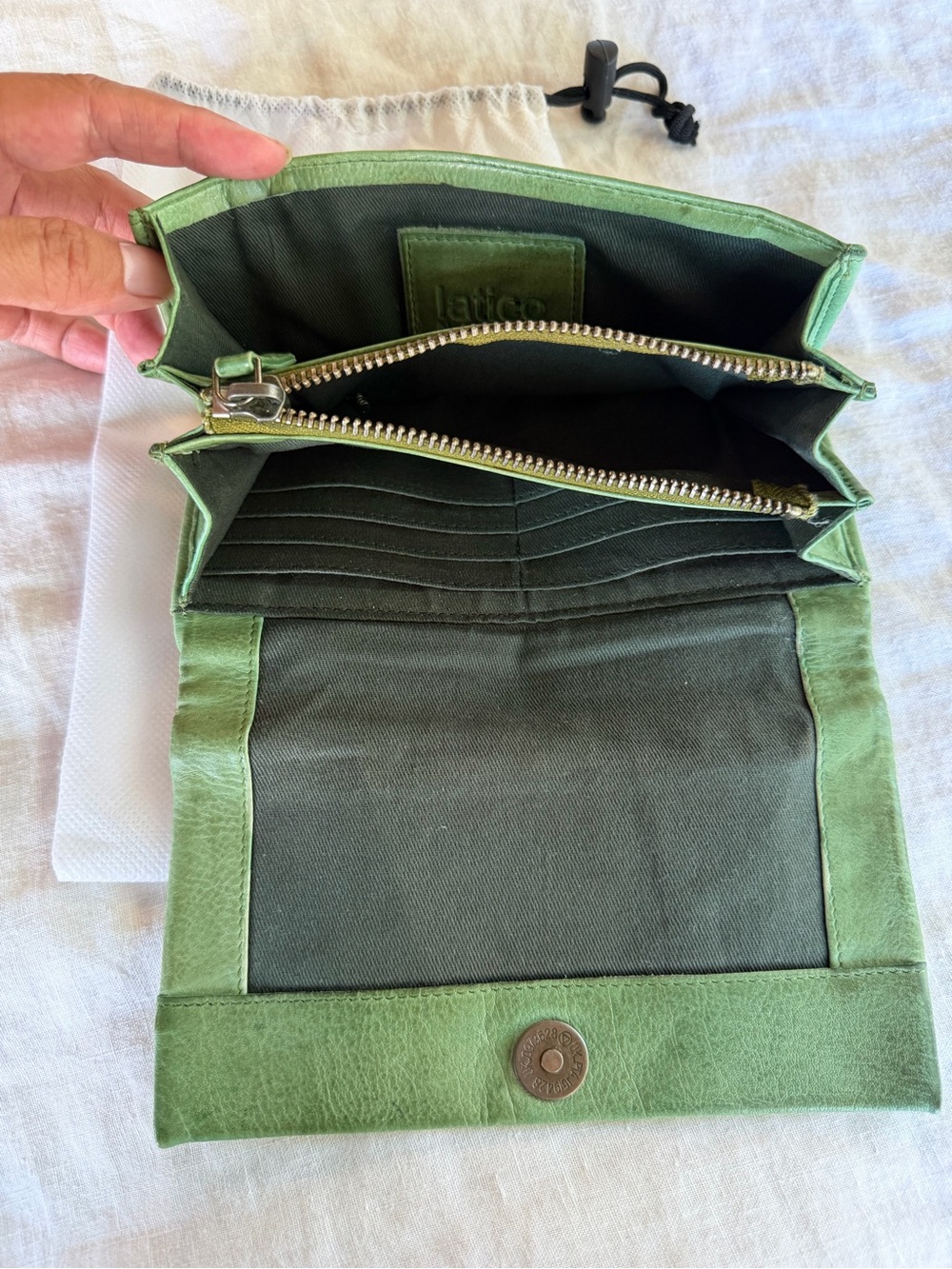 Latico Leathers Grass Eloise Wallet - Picture 10 of 11